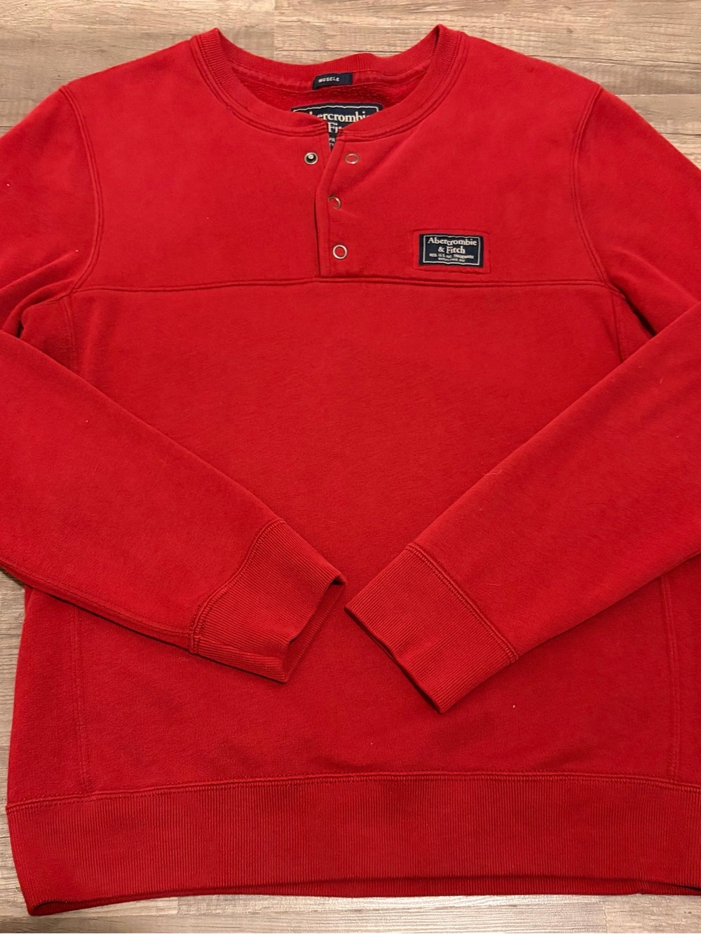 Y2K Abercrombie & Fitch Men’s Red Crewneck Henley Pullover